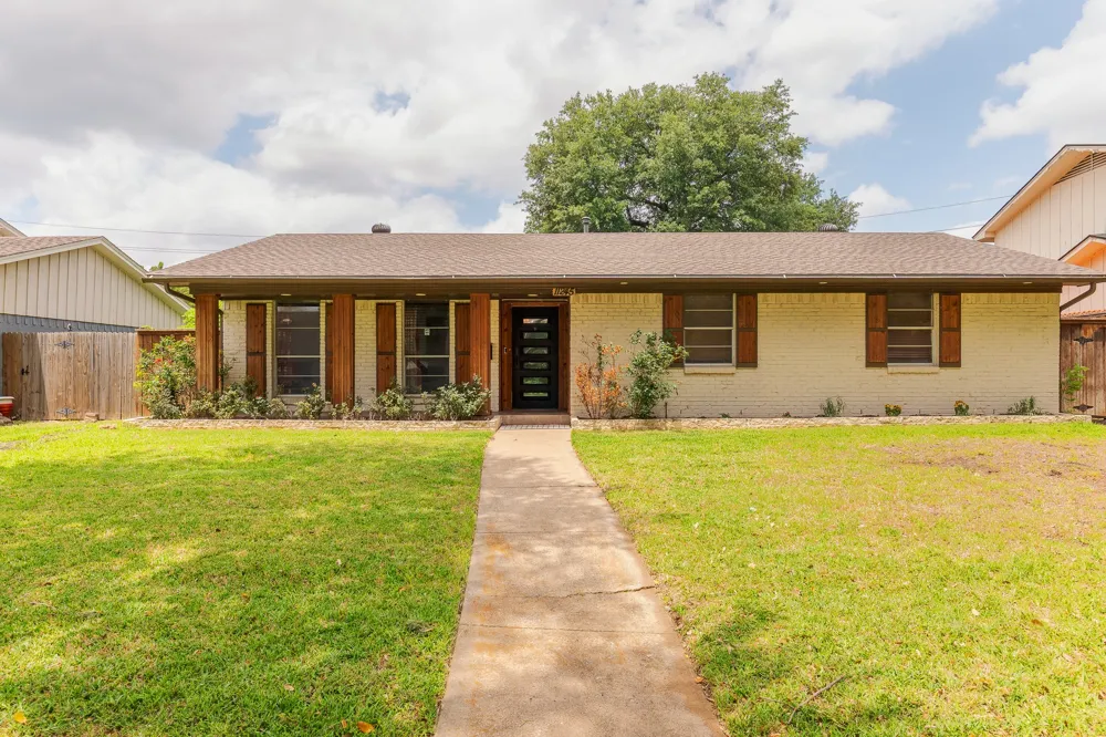 11245 Buchanan Drive Dallas, TX 75228
