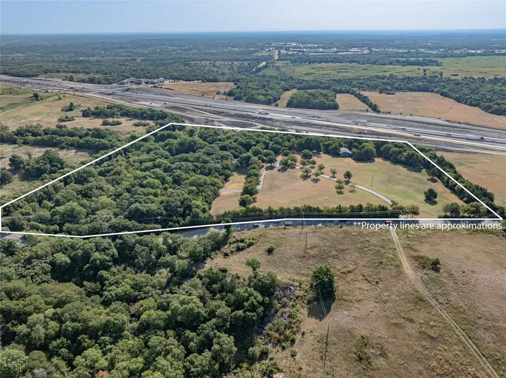 4381 Loy Lake Road Sherman, TX 75092