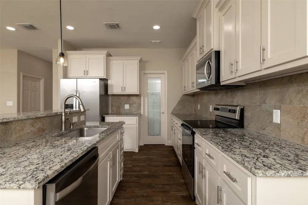 405 Titus Drive Springtown, TX 76082
