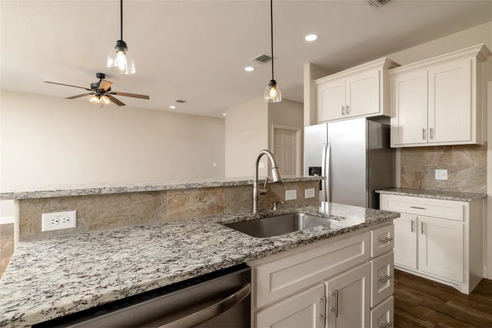 405 Titus Drive Springtown, TX 76082