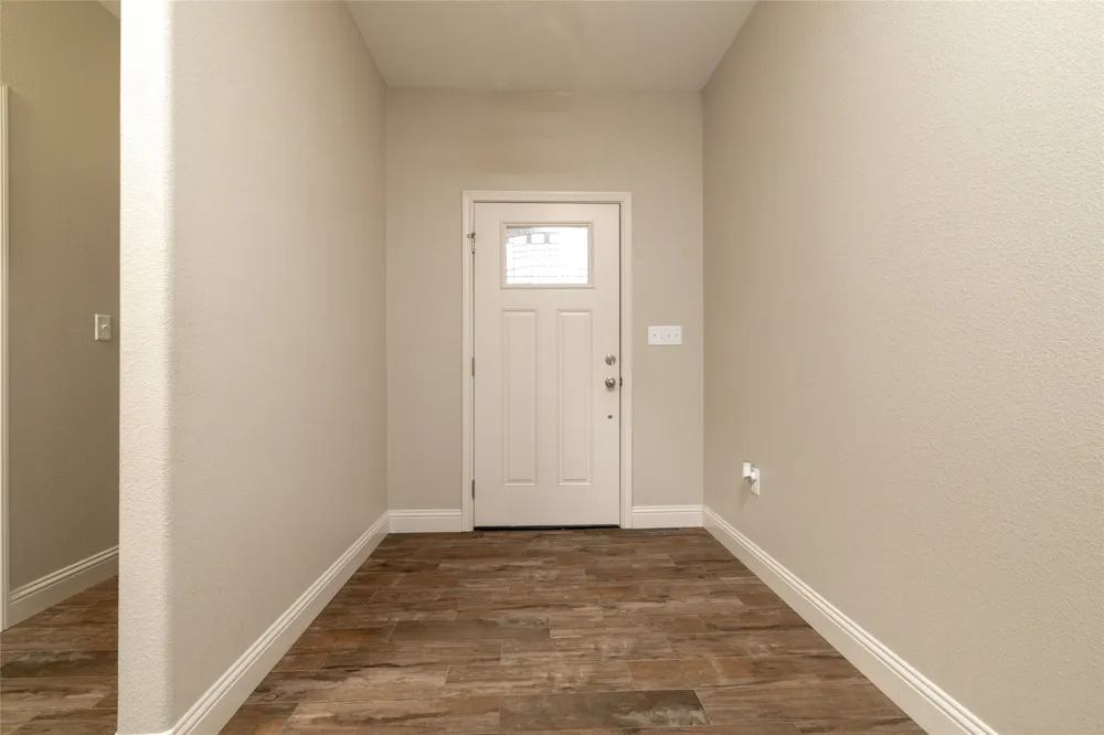 405 Titus Drive Springtown, TX 76082