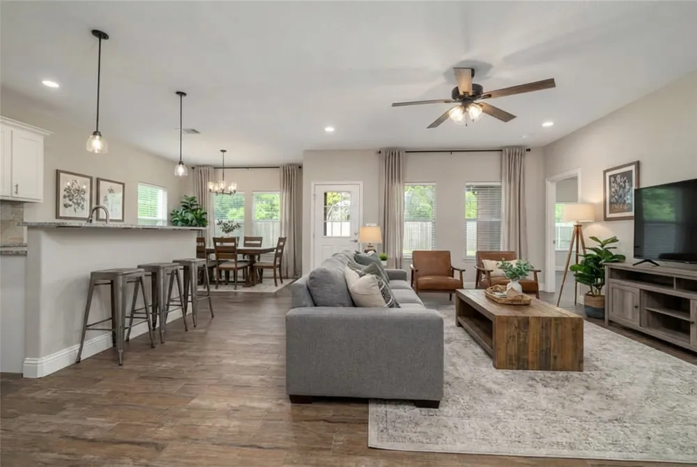 405 Titus Drive Springtown, TX 76082