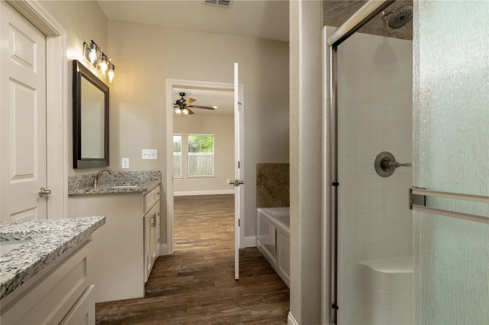 405 Titus Drive Springtown, TX 76082