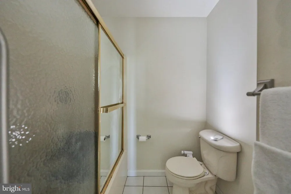 42 LOUIS CIRCLE Drums, PA 18222