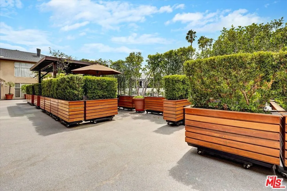 1346 Crescent Heights Boulevard #1 West Hollywood, CA 90046