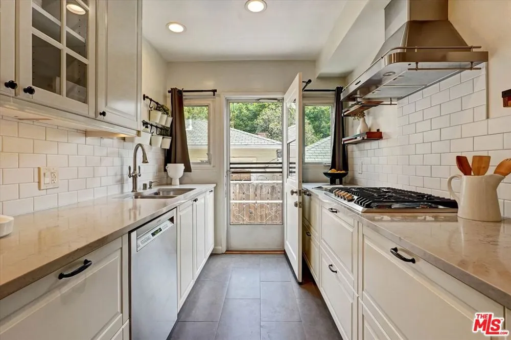 1346 Crescent Heights Boulevard #1 West Hollywood, CA 90046