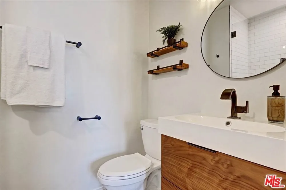 1346 Crescent Heights Boulevard #1 West Hollywood, CA 90046