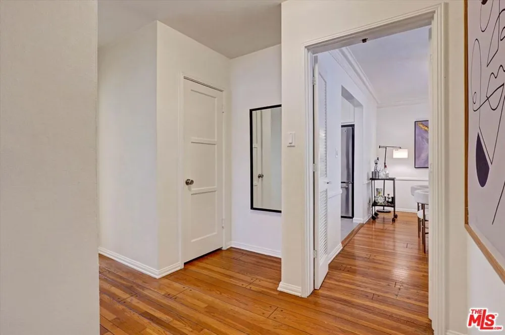 1346 Crescent Heights Boulevard #1 West Hollywood, CA 90046
