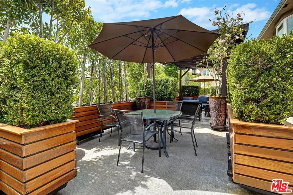 1346 Crescent Heights Boulevard #1 West Hollywood, CA 90046