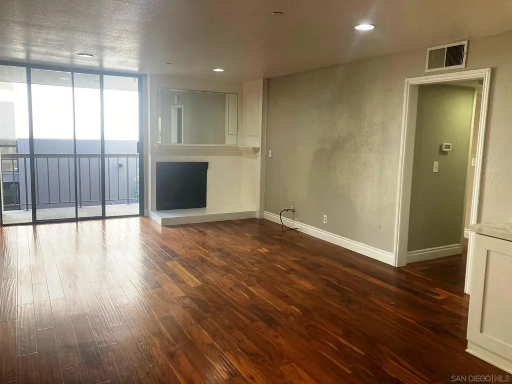 750 State St #216 San Diego, CA 92101