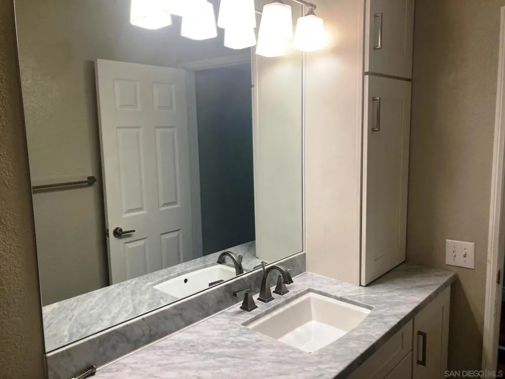 750 State St #216 San Diego, CA 92101