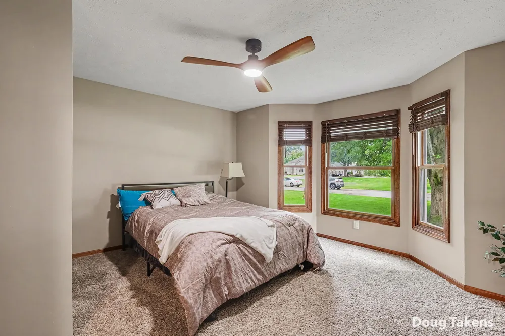 381 White Stag Court SW Grandville, MI 49418