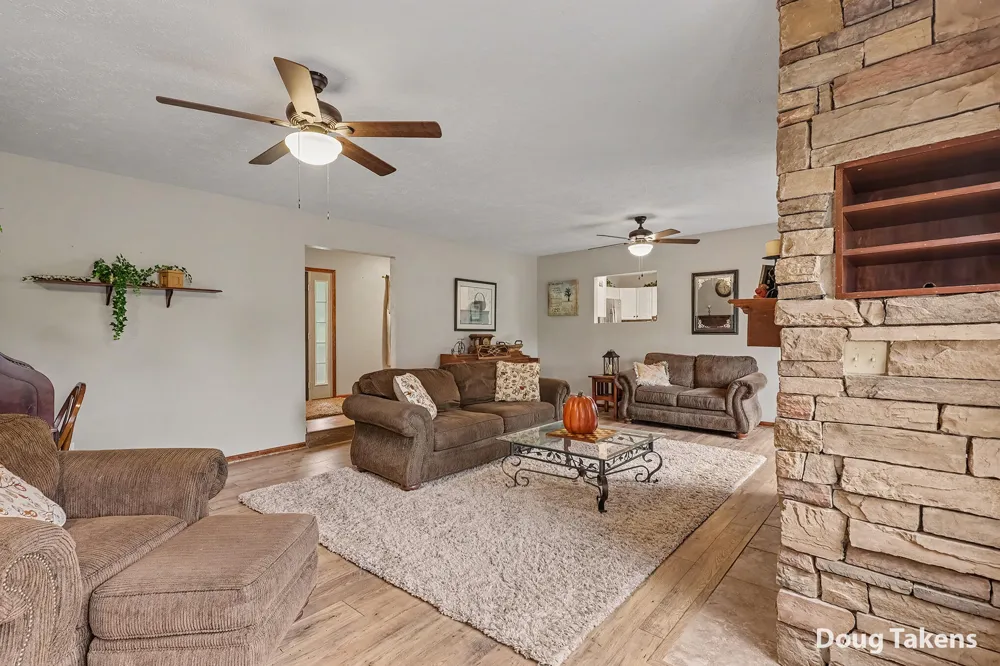 381 White Stag Court SW Grandville, MI 49418