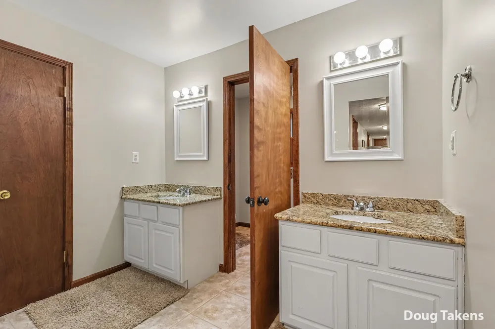 381 White Stag Court SW Grandville, MI 49418