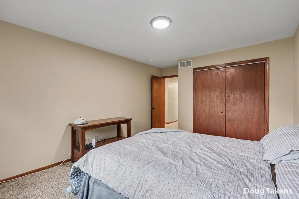 381 White Stag Court SW Grandville, MI 49418