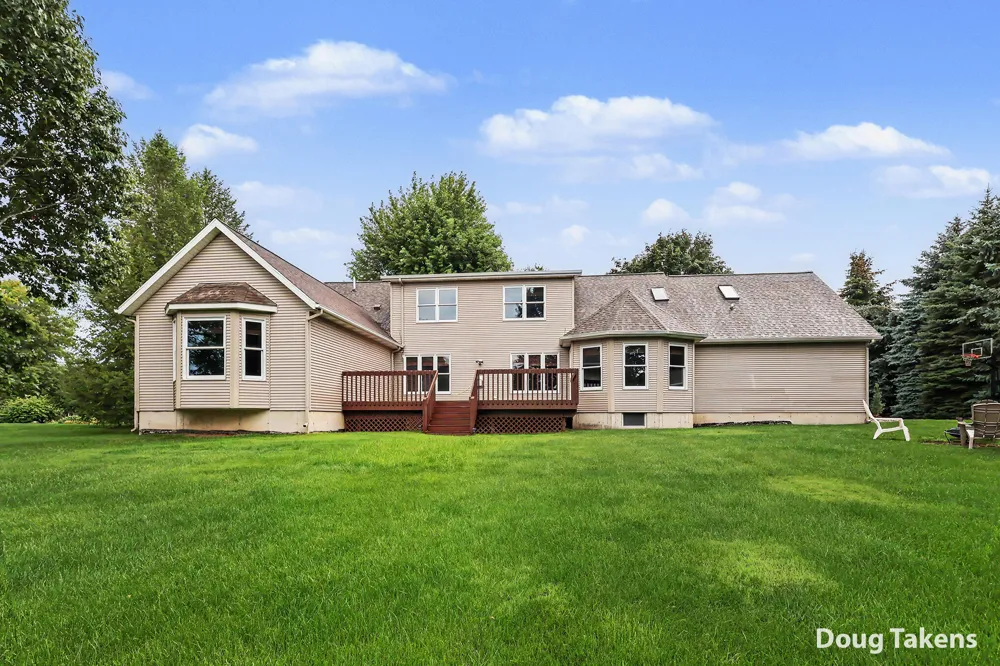 381 White Stag Court SW Grandville, MI 49418