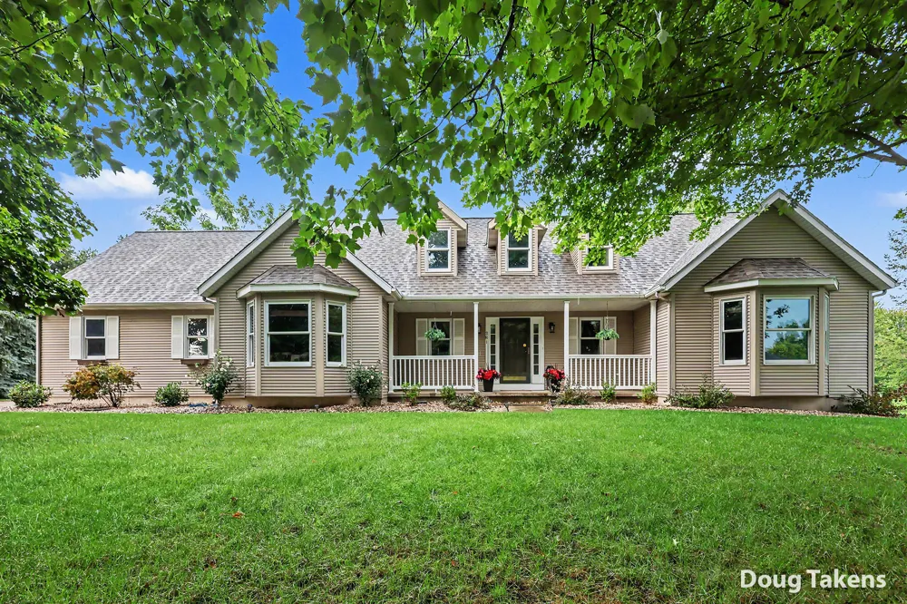 381 White Stag Court SW Grandville, MI 49418