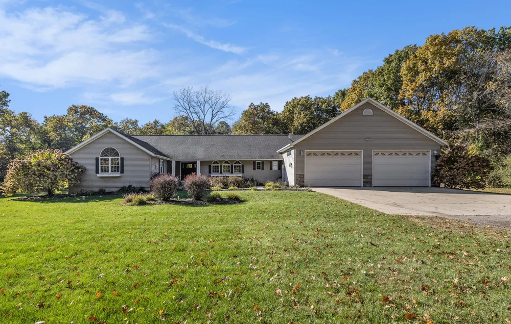 15627 13 Mile Road Battle Creek, MI 49014