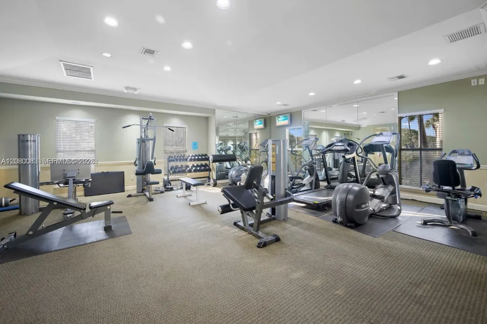 777 Riverside Dr #1514 Coral Springs, FL 33071