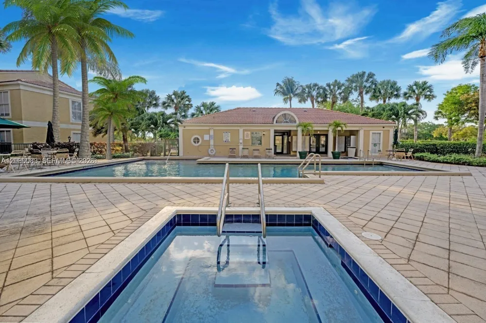 777 Riverside Dr #1514 Coral Springs, FL 33071