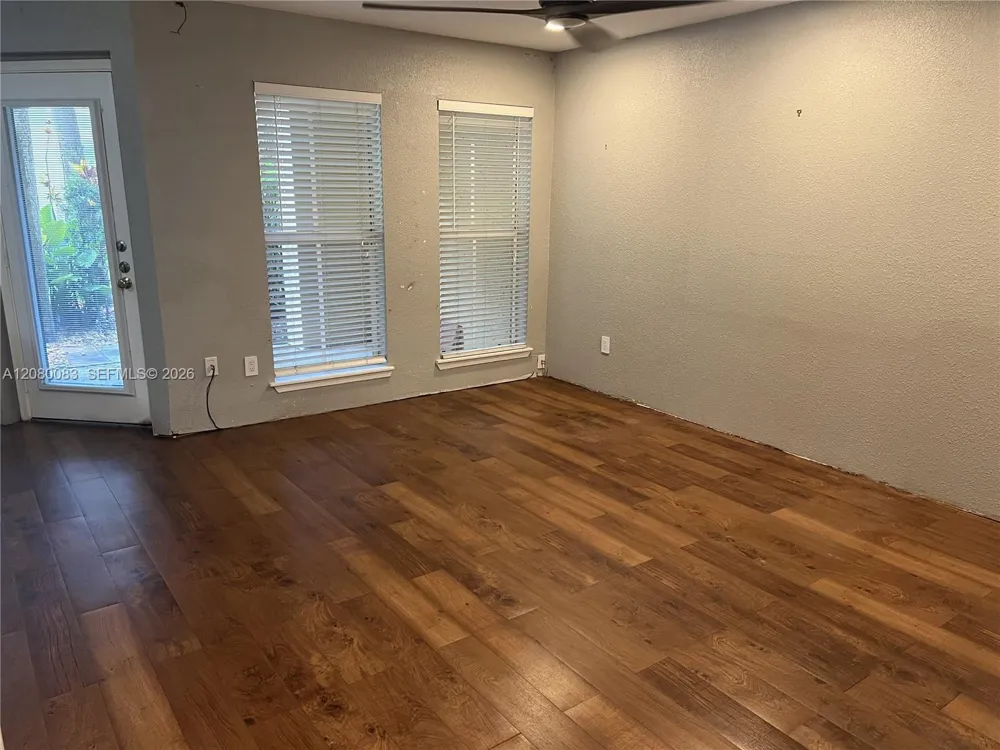 777 Riverside Dr #1514 Coral Springs, FL 33071