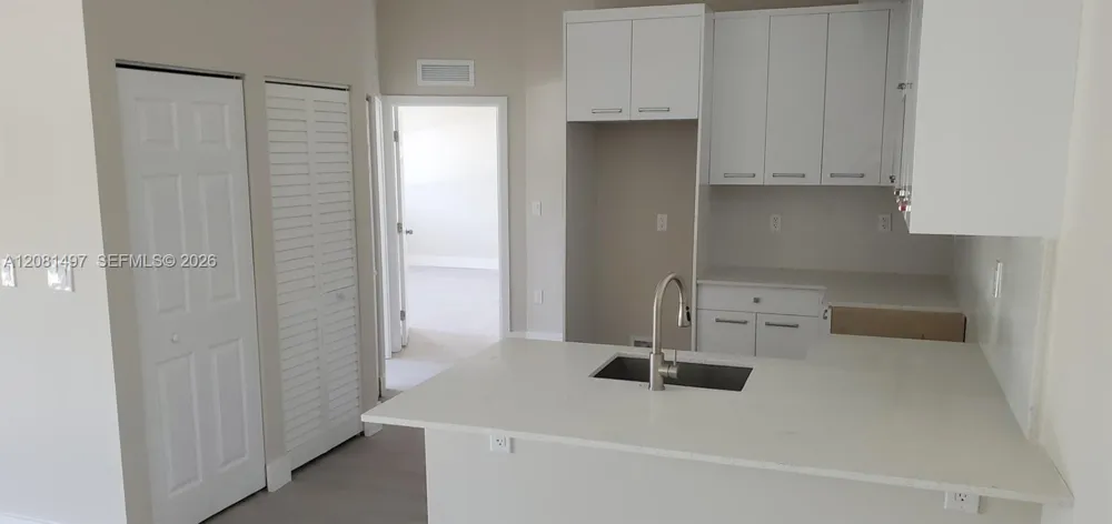 17020 SW 104th Ave #204 Miami, FL 33157