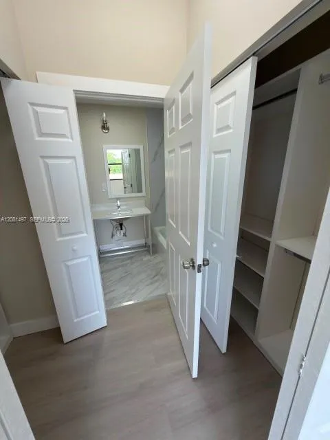 17020 SW 104th Ave #204 Miami, FL 33157