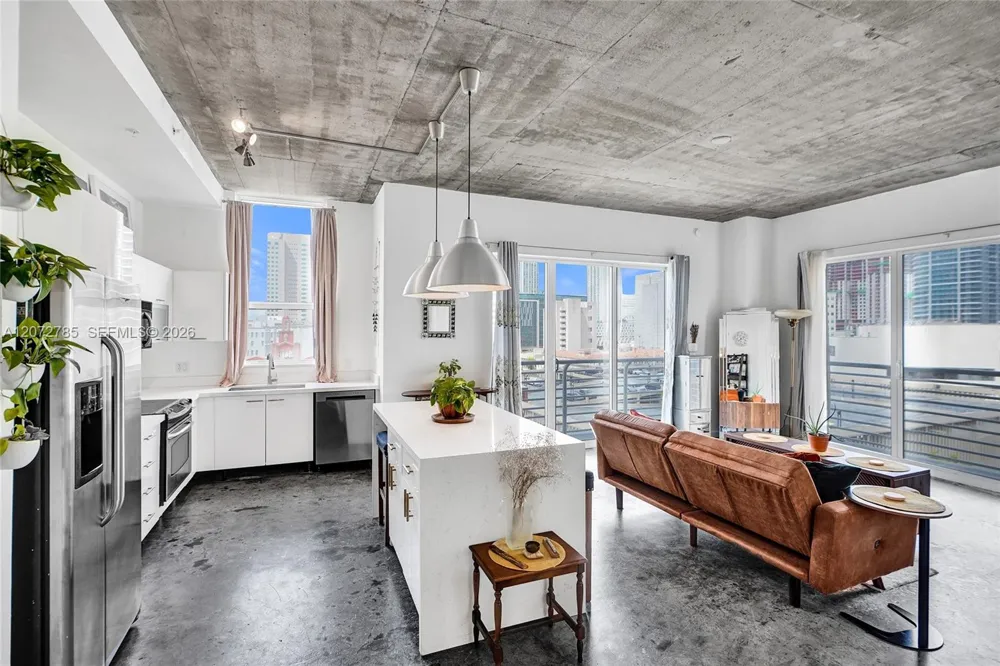 133 NE 2nd Ave #1013 Miami, FL 33132