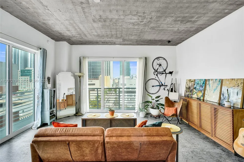 133 NE 2nd Ave #1013 Miami, FL 33132