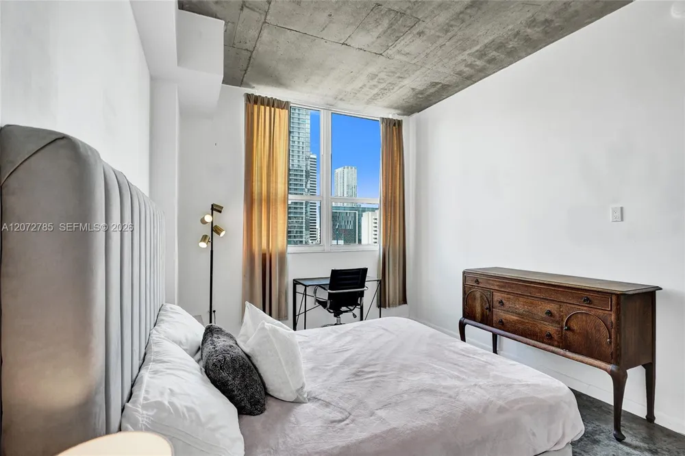133 NE 2nd Ave #1013 Miami, FL 33132