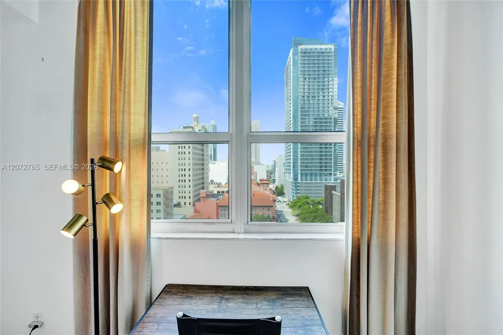 133 NE 2nd Ave #1013 Miami, FL 33132
