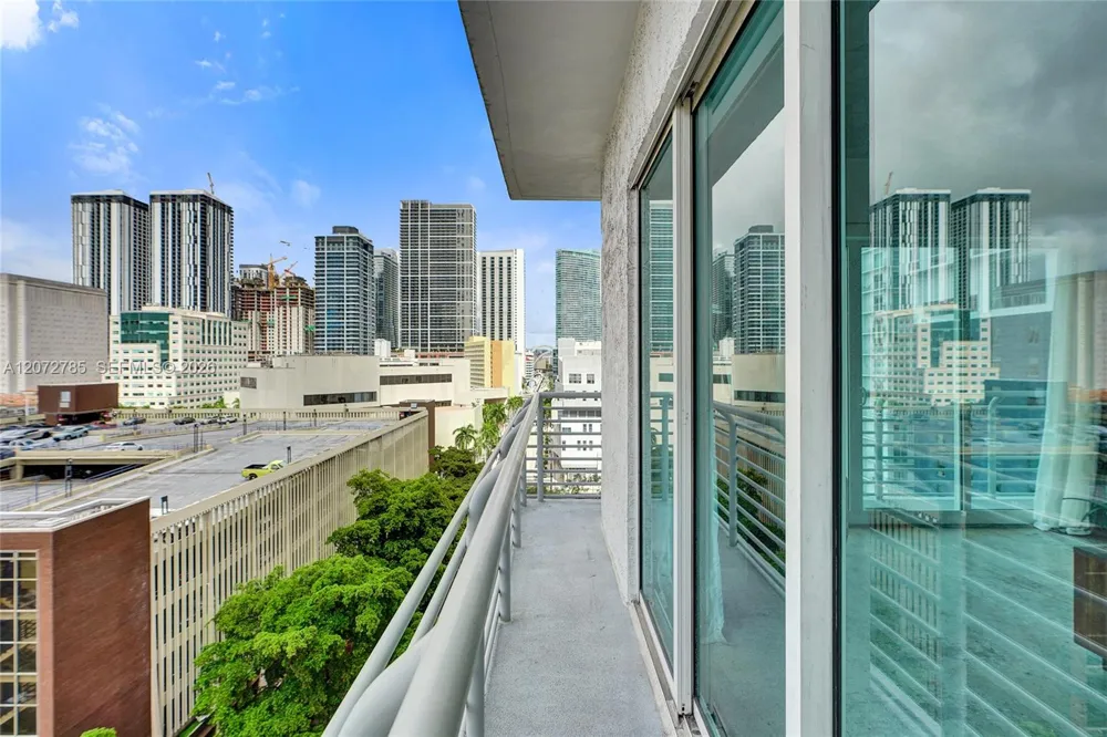 133 NE 2nd Ave #1013 Miami, FL 33132