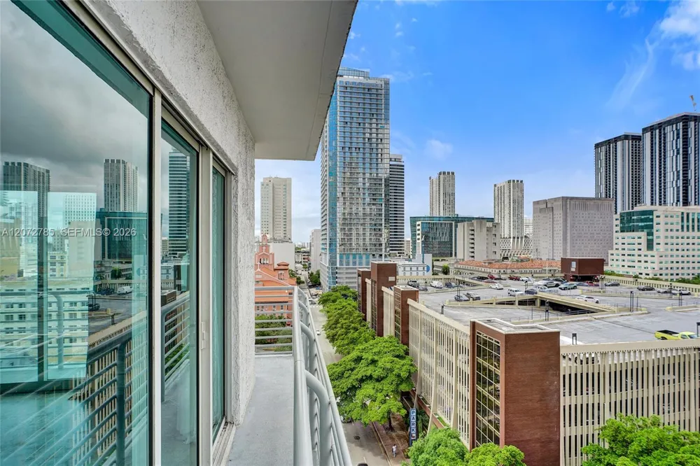 133 NE 2nd Ave #1013 Miami, FL 33132