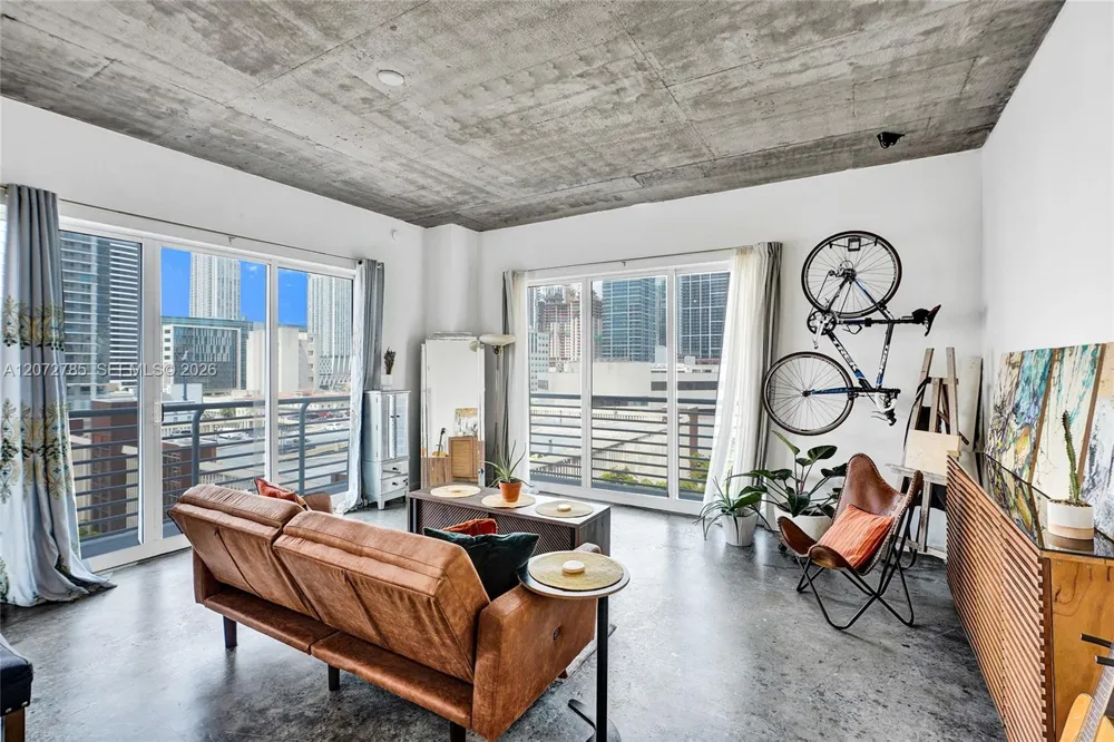 133 NE 2nd Ave #1013 Miami, FL 33132