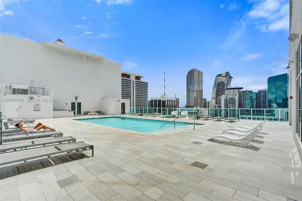 133 NE 2nd Ave #1013 Miami, FL 33132