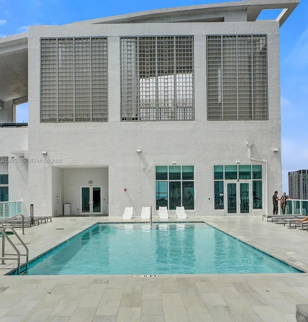 133 NE 2nd Ave #1013 Miami, FL 33132