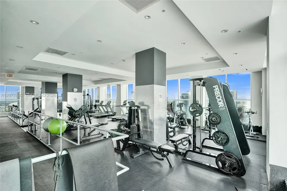 133 NE 2nd Ave #1013 Miami, FL 33132