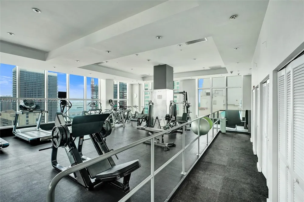 133 NE 2nd Ave #1013 Miami, FL 33132