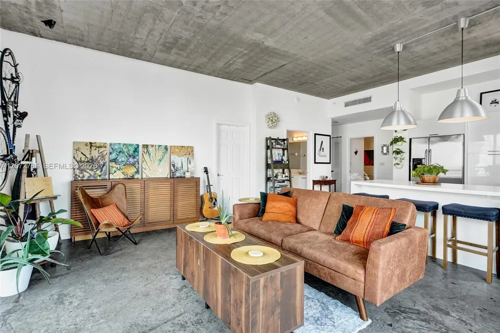133 NE 2nd Ave #1013 Miami, FL 33132