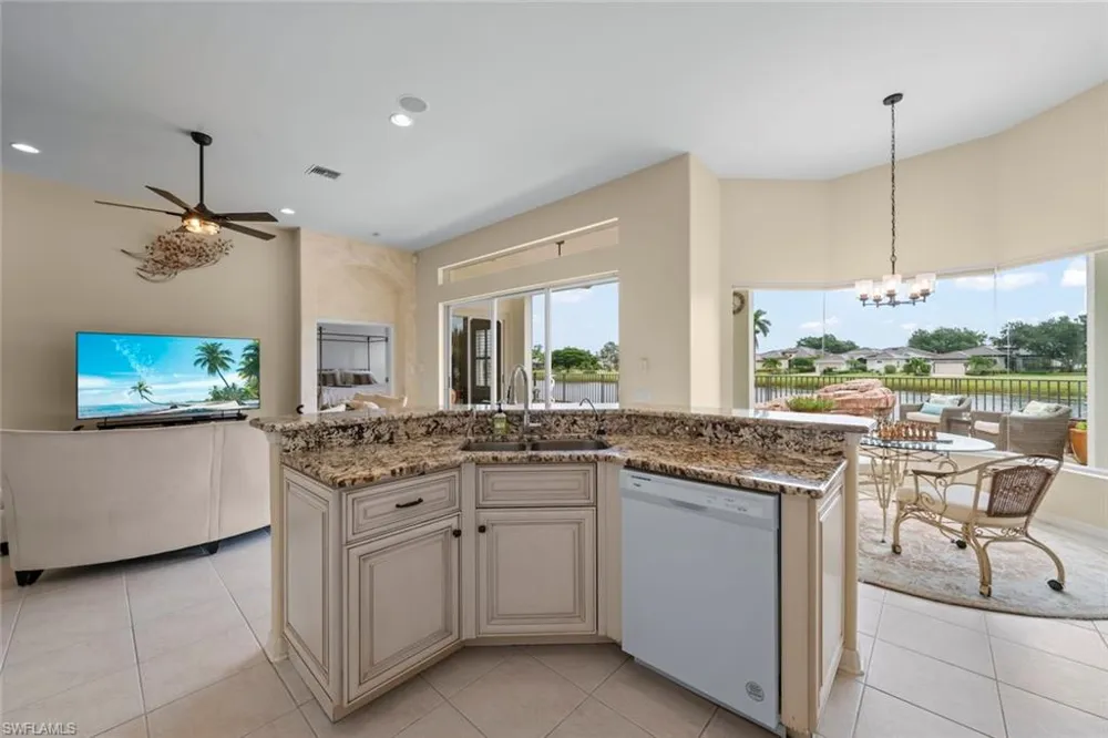 7904 Glenfinnan Circle Fort Myers, FL 33912