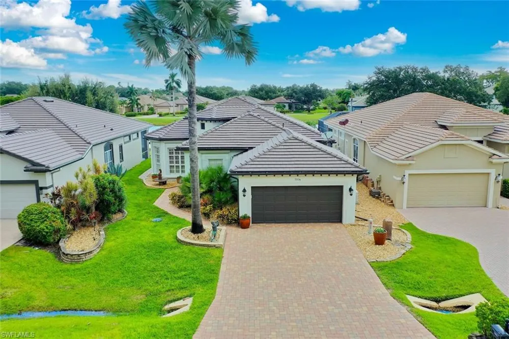 7904 Glenfinnan Circle Fort Myers, FL 33912