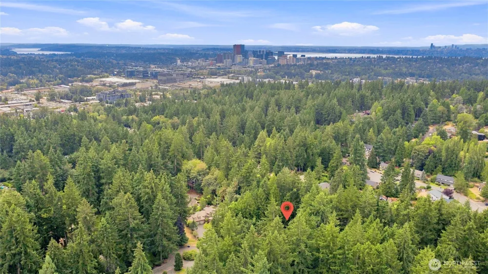 2853 134th Ave NE Bellevue, WA 98005