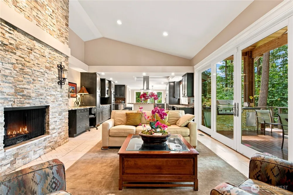 2853 134th Ave NE Bellevue, WA 98005