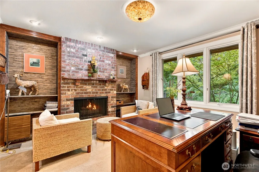 2853 134th Ave NE Bellevue, WA 98005
