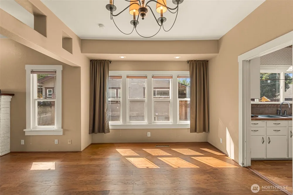 900 Okanogan Avenue Wenatchee, WA 98801