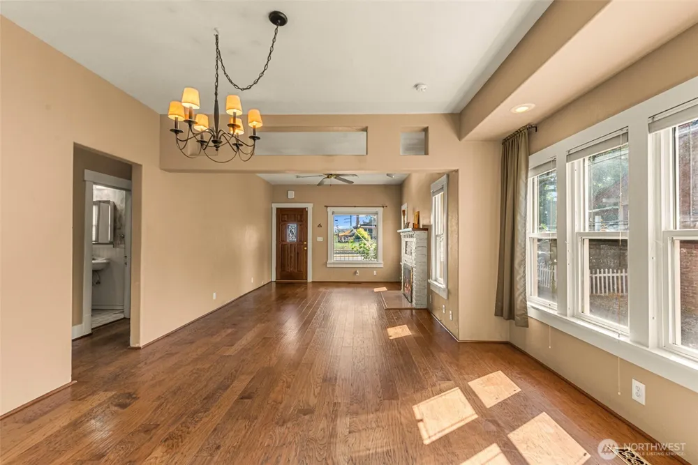 900 Okanogan Avenue Wenatchee, WA 98801