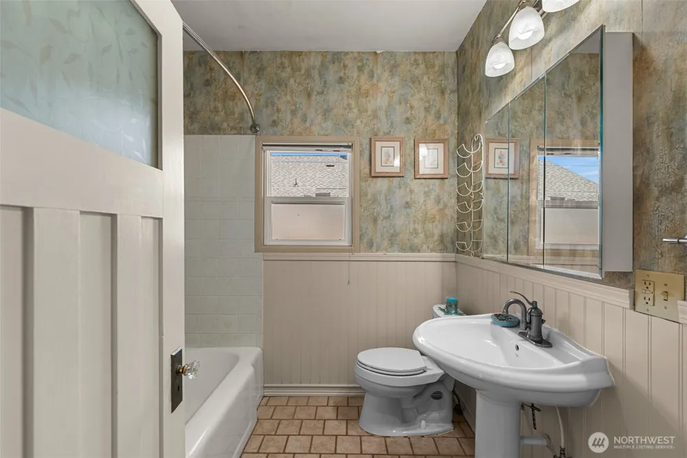 900 Okanogan Avenue Wenatchee, WA 98801