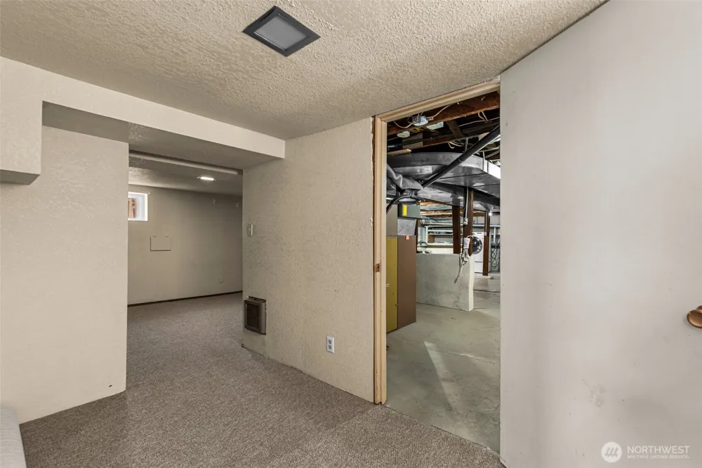 900 Okanogan Avenue Wenatchee, WA 98801