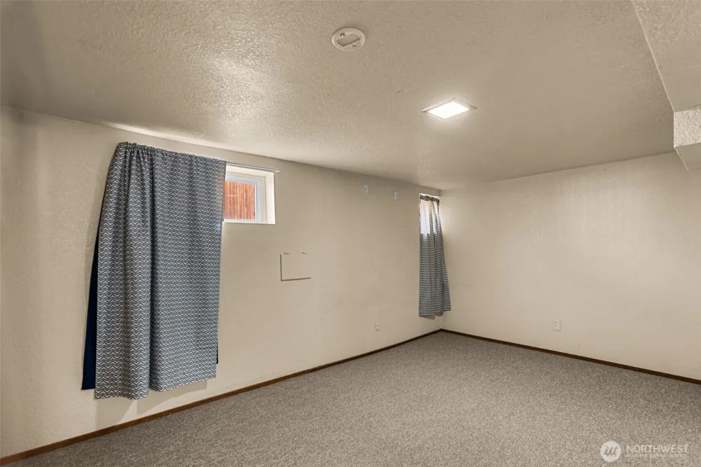900 Okanogan Avenue Wenatchee, WA 98801