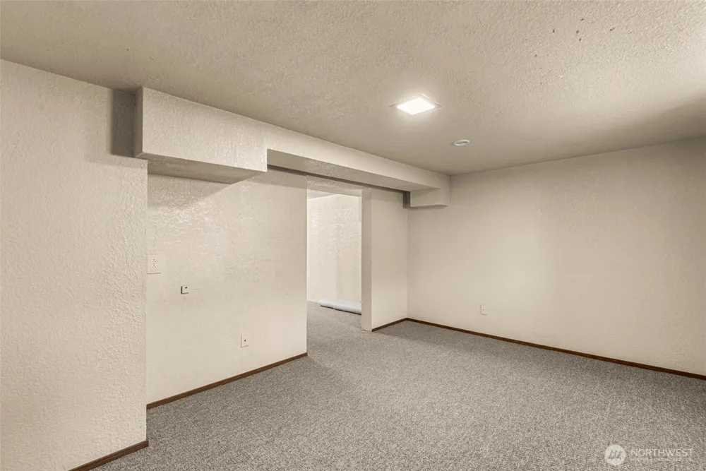 900 Okanogan Avenue Wenatchee, WA 98801